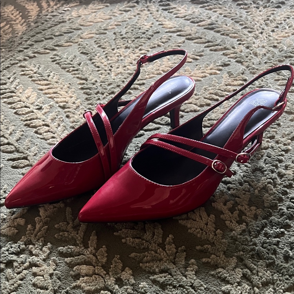 wild fable Red Patent Slingback Pointed-Toe Heels